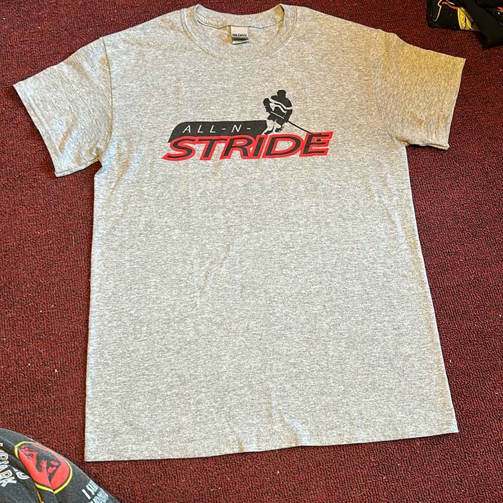 Gilden T-shirt